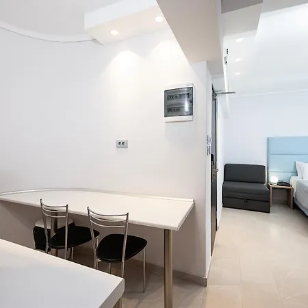 Poseidon Deluxe Appartement *