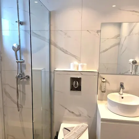 Poseidon Deluxe Kosz